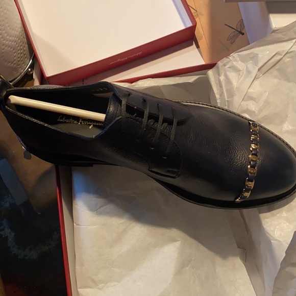 Salvatore Ferragamo signature women’s loafers - Picture 7 of 12